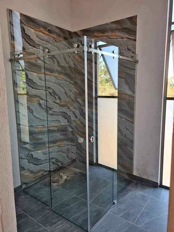 canceles de baño a la medida en Reynosa