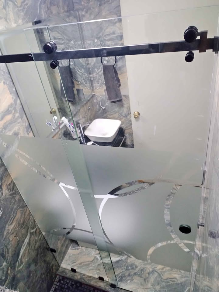 Fabricación de Canceles para baño en Reynosa